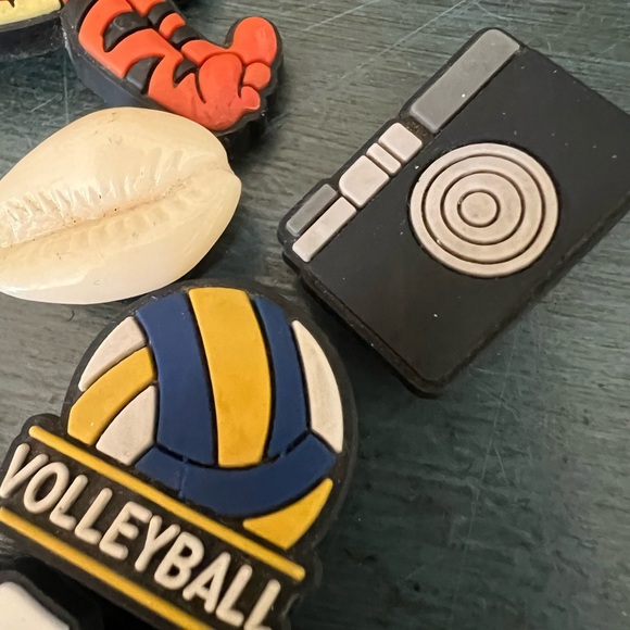 Jibbitz assorted 
CROCS, volleyball, Christmas tree, shell, medical, camera - Picture 3 of 6